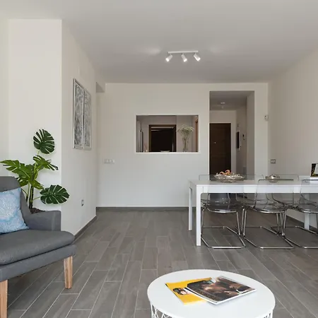 Vento Azul En Moderno Residencial Apartment